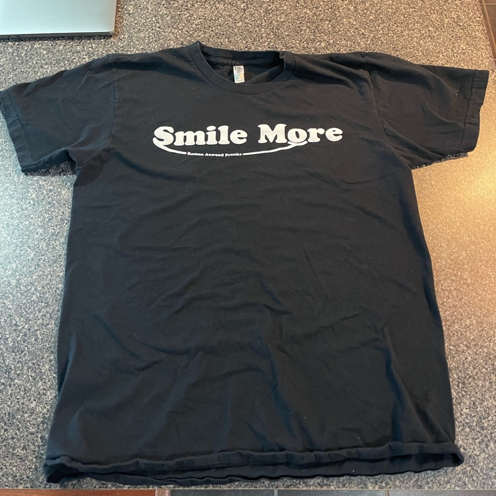 “Smile More” Roman Atwood shirt